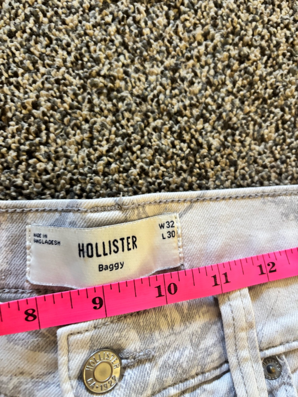 Hollister Men's Light Gray Camouflage Slim Straight Jeans - Picture 4 of 8